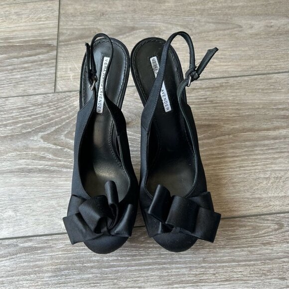 Vera Wang Lavender Black Satin Bows Platform Pump - Picture 3 of 16